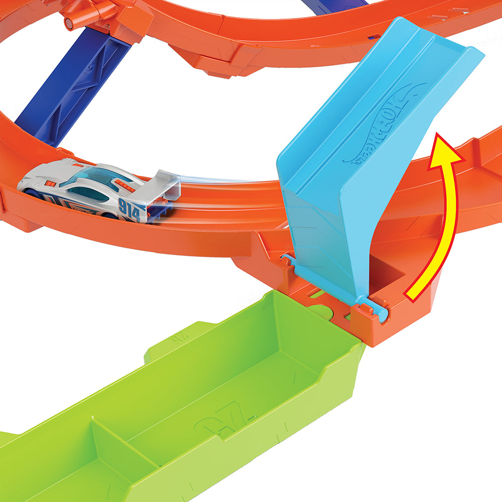 Hot Wheels Action Loop Cyclone Challenge