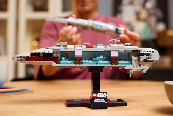 LEGO® Star Wars™ Home One Starcruiser