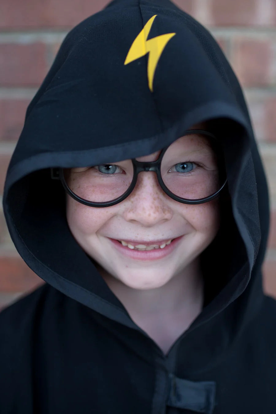 Wizard Cloak & Glasses Size 5-6