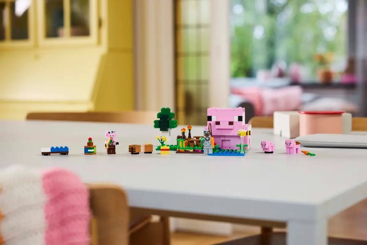 LEGO® Minecraft® The Baby Pig House