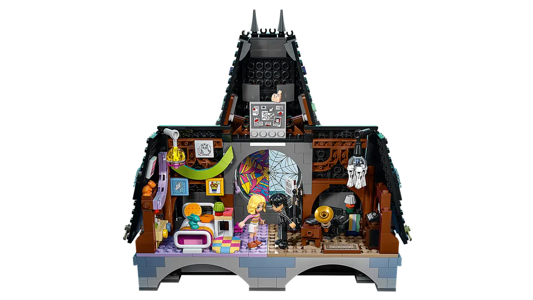 LEGO® Wednesday & Enid's Dorm Room