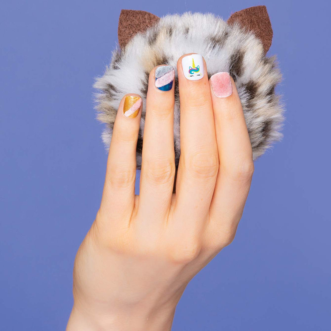 Klutz: Velvet Animal Nail Studio